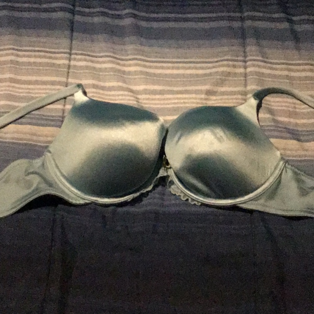 Victoria’s Secret Angel bra